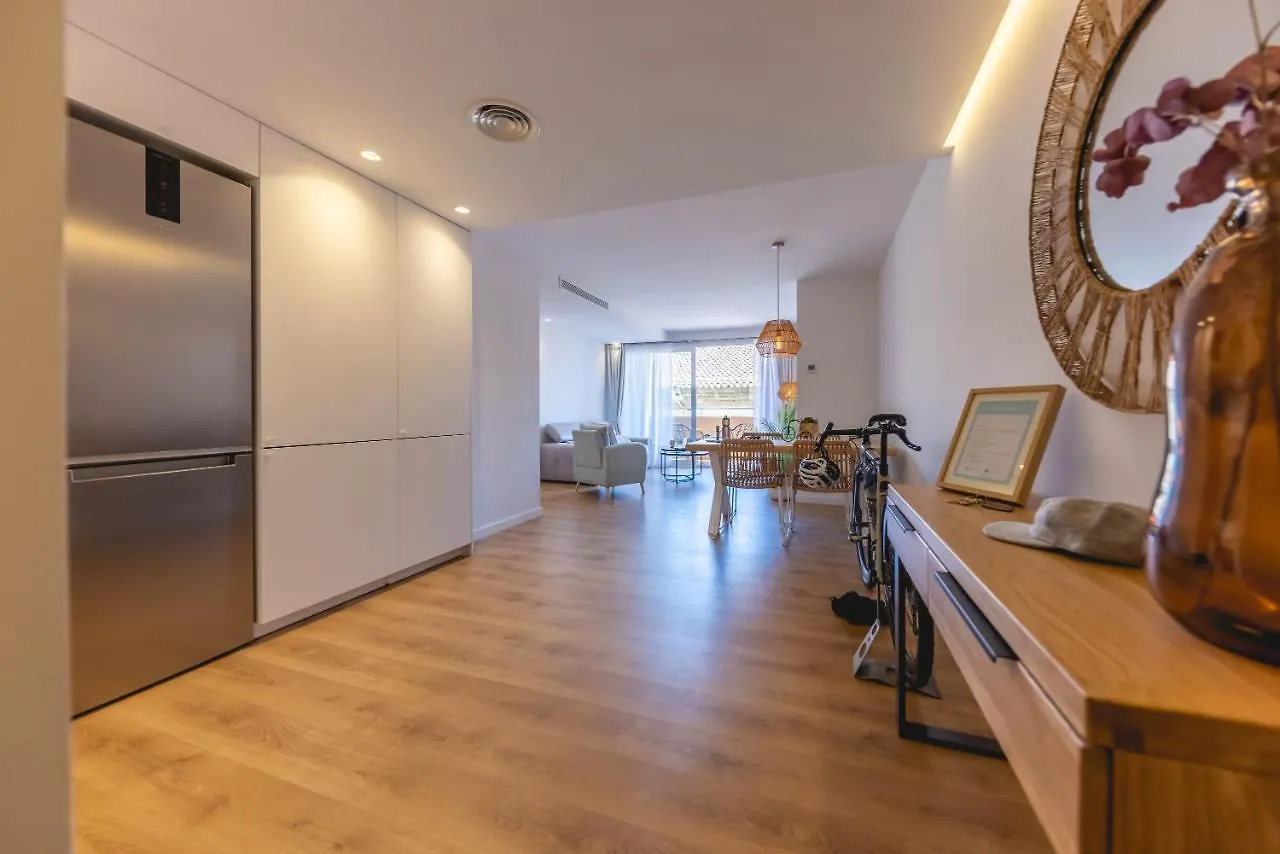Apartment Bravissimo Domenica, 2 Bedrooms And Balcony Girona