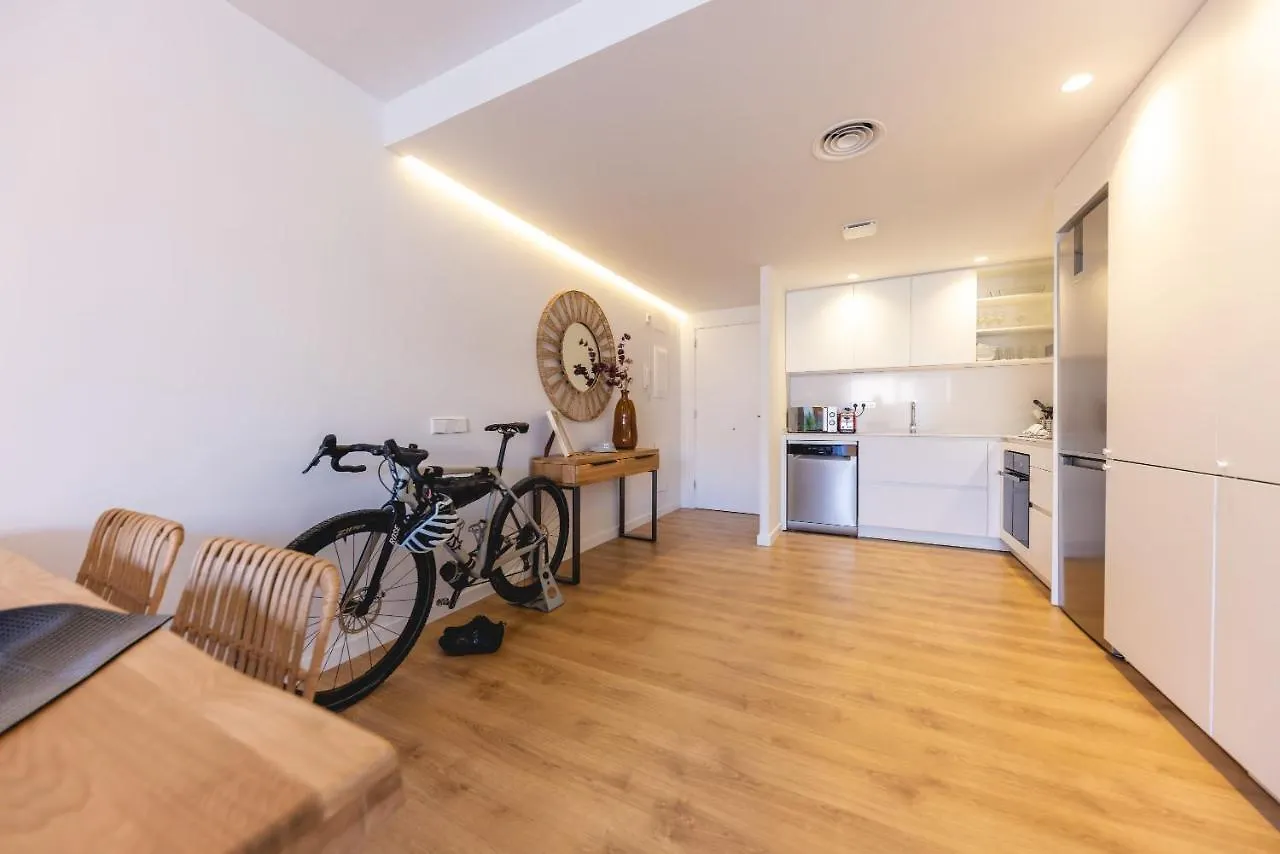 Apartment Bravissimo Domenica, 2 Bedrooms And Balcony Girona Spain